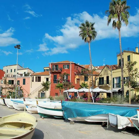 Locazione Turistica Cinque Fiori *